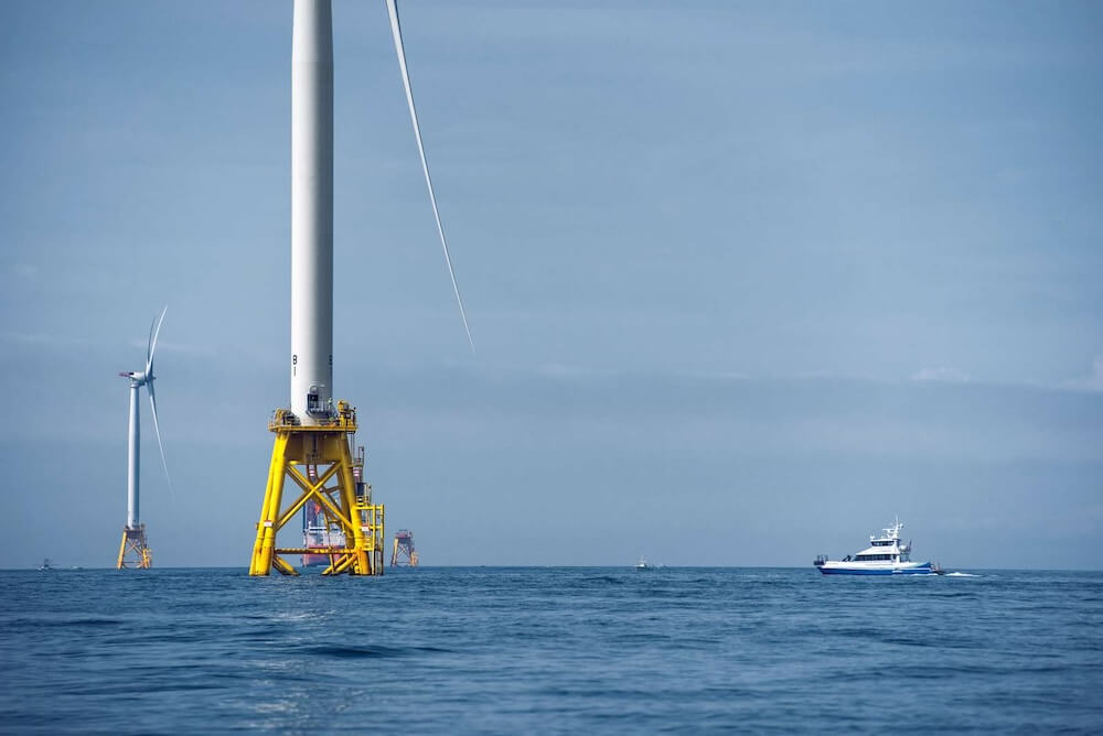 découvrez comment ørsted expérimente de nouvelles technologies de fondations offshore pour renforcer la durabilité et l'efficacité des parcs éoliens en mer.